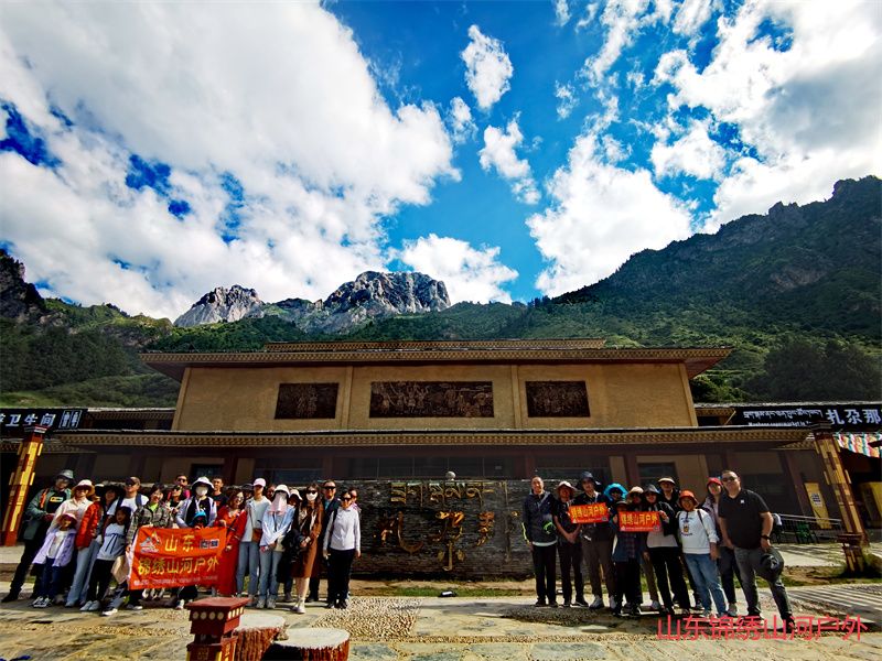 1692268284553024.jpg c5719a1337e7db6bd19161648f99c0e.jpg